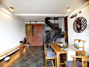 Lingzi's Home Apartment